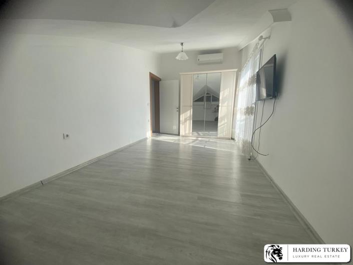 Image No.30-Jumelé de 4 chambres à vendre à Altinkum