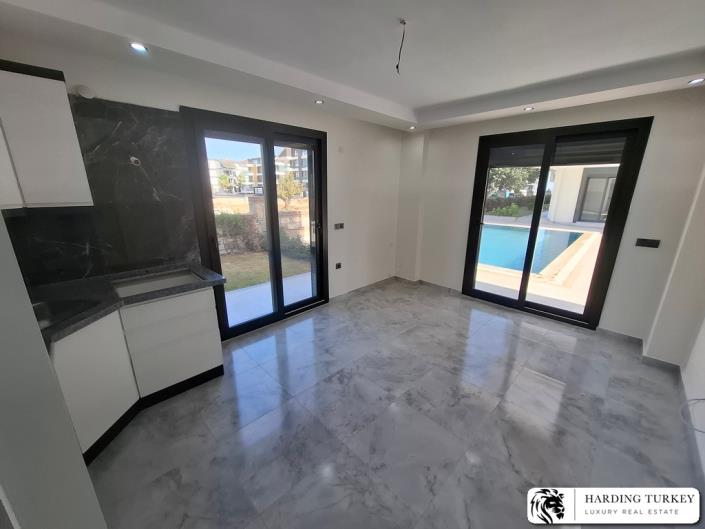 Image No.14-2 Bed Apartment for sale