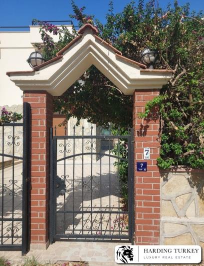 Image No.3-4 Bed Villa / Detached for sale