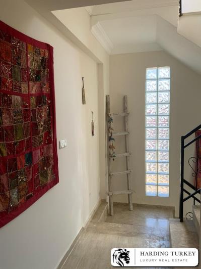 Image No.17-4 Bed Villa / Detached for sale