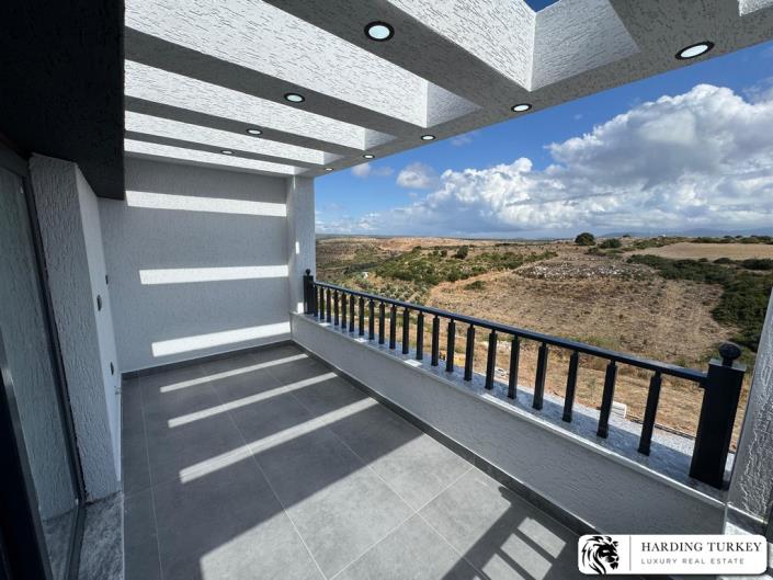 Image No.35-4 Bed Semi-Detached for sale