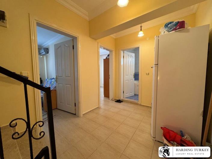 Image No.9-4 Bed Semi-Detached for sale