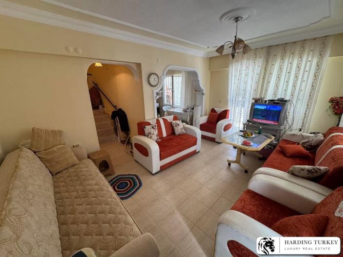 Image No.14-4 Bed Semi-Detached for sale