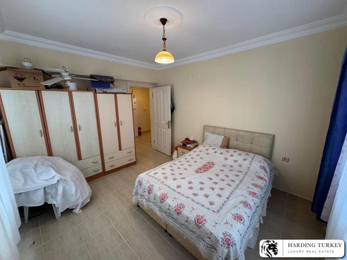 Image No.15-4 Bed Semi-Detached for sale