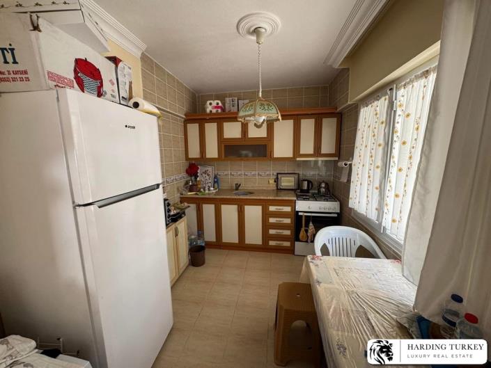 Image No.16-4 Bed Semi-Detached for sale