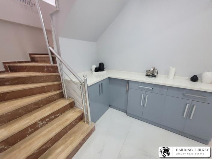 Image No.22-4 Bed Villa / Detached for sale