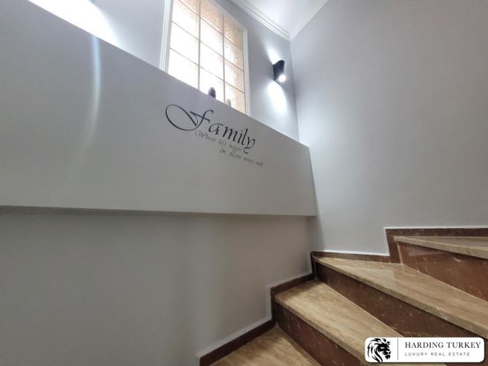 Image No.24-4 Bed Villa / Detached for sale