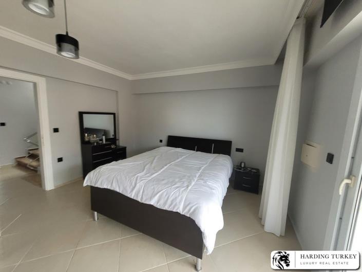 Image No.36-4 Bed Villa / Detached for sale