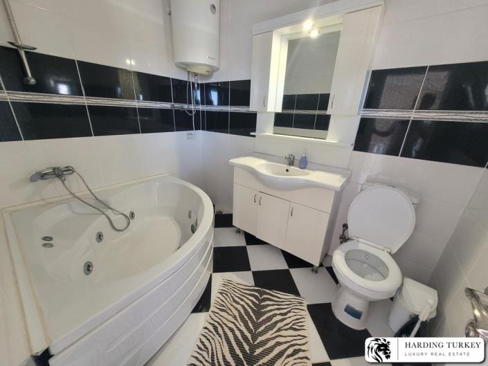 Image No.31-3 Bed Duplex for sale