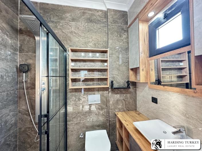 Image No.23-3 Bed Semi-Detached for sale