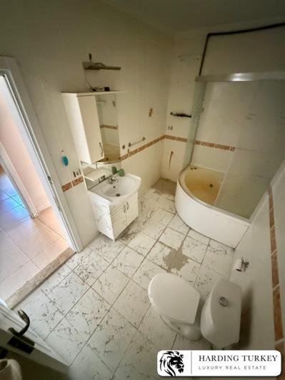 Image No.17-3 Bed Semi-Detached for sale