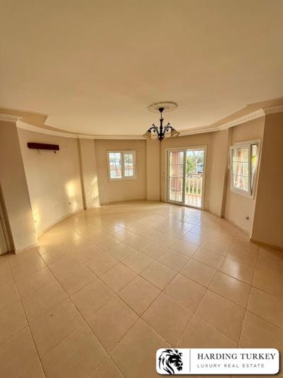 Image No.24-3 Bed Semi-Detached for sale