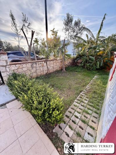 Image No.30-3 Bed Semi-Detached for sale