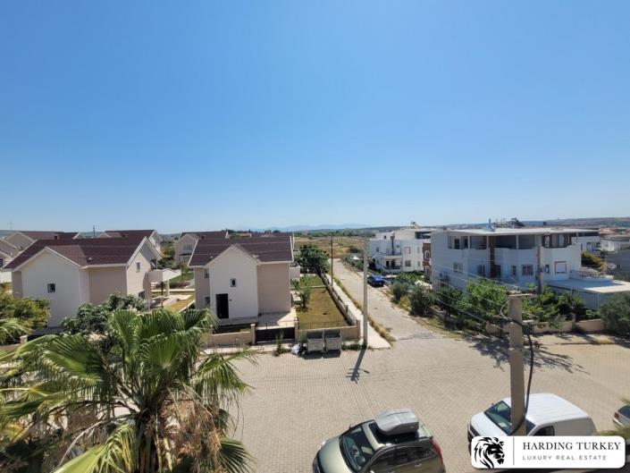 Image No.9-4 Bed Duplex for sale