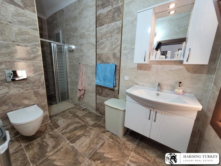 Image No.22-4 Bed Duplex for sale