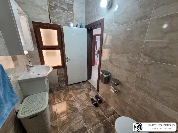 Image No.24-4 Bed Duplex for sale