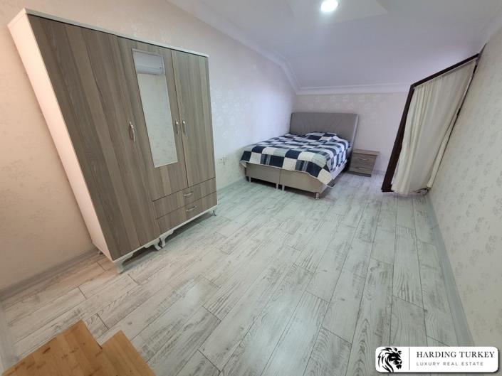 Image No.25-4 Bed Duplex for sale