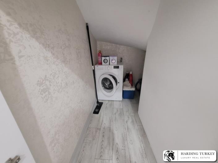 Image No.47-4 Bed Duplex for sale