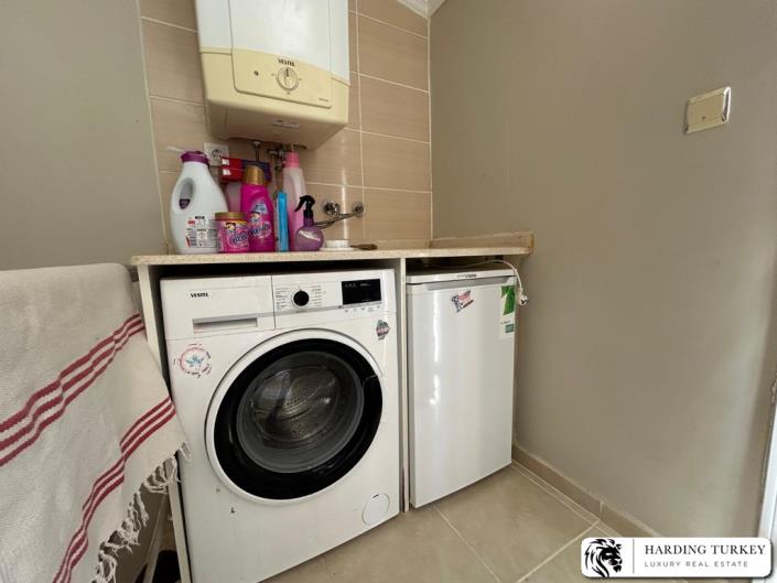 Image No.8-4 Bed Semi-Detached for sale