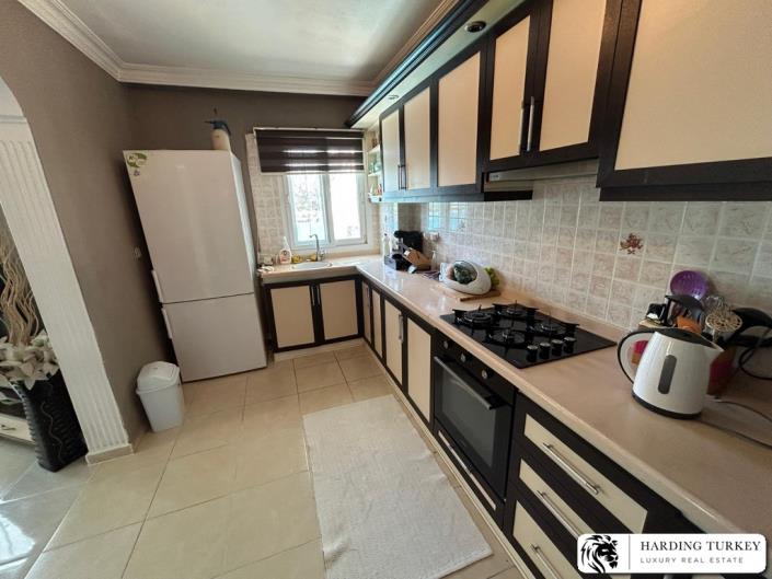 Image No.10-4 Bed Semi-Detached for sale