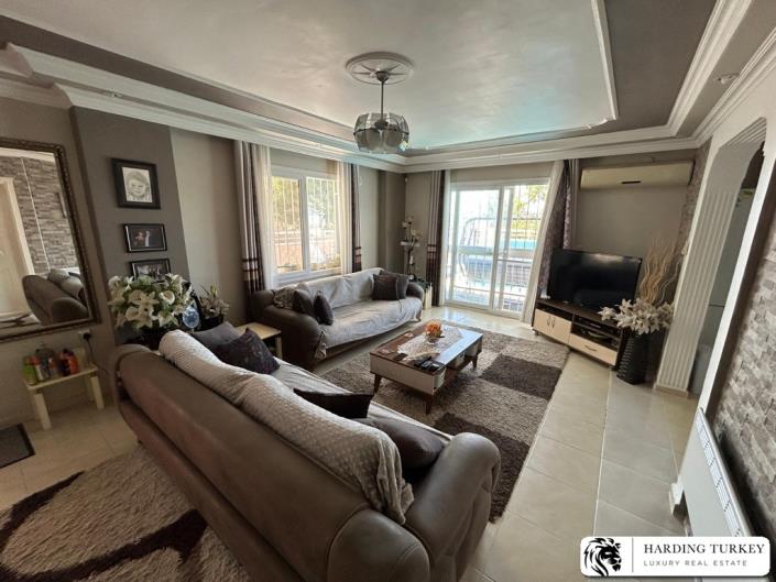 Image No.11-4 Bed Semi-Detached for sale