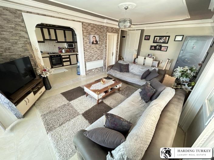 Image No.16-4 Bed Semi-Detached for sale