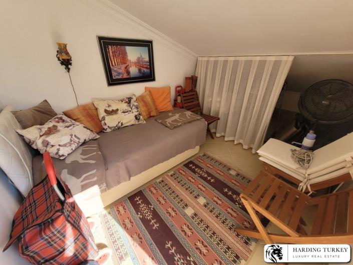 Image No.38-3 Bed Duplex for sale