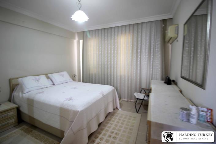 Image No.22-5 Bed Semi-Detached for sale