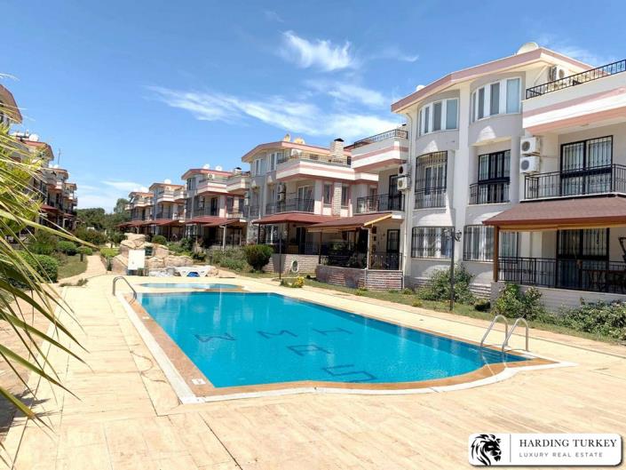 Image No.4-5 Bed Semi-Detached for sale