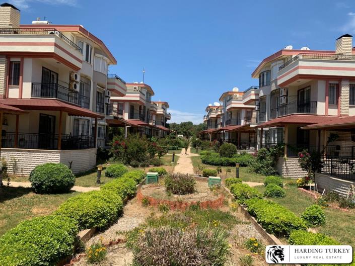 Image No.8-5 Bed Semi-Detached for sale