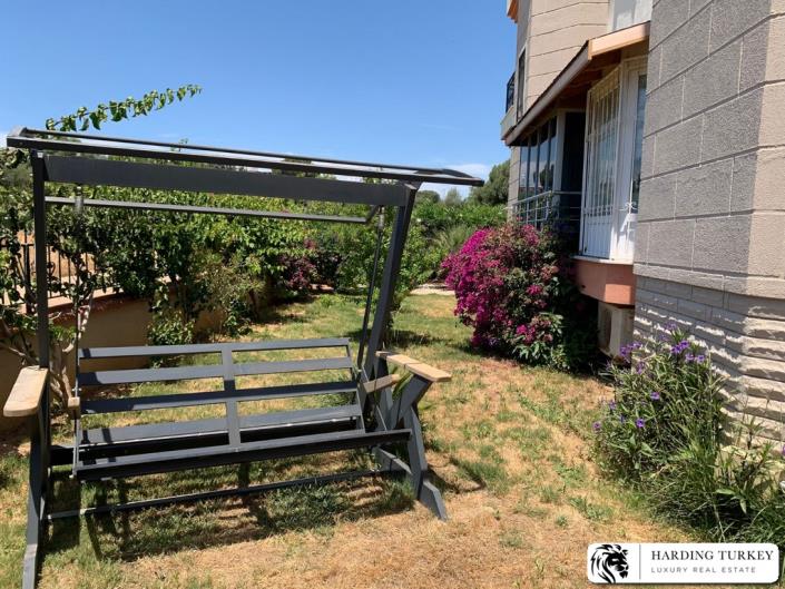 Image No.18-5 Bed Semi-Detached for sale