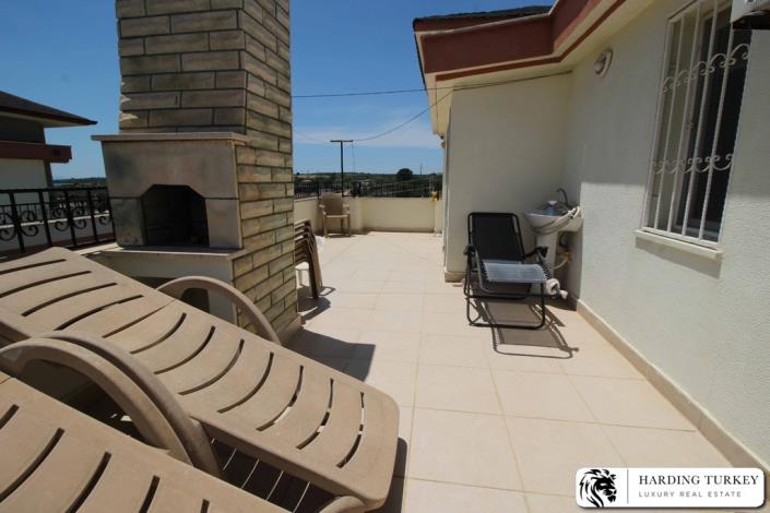 Image No.32-5 Bed Semi-Detached for sale