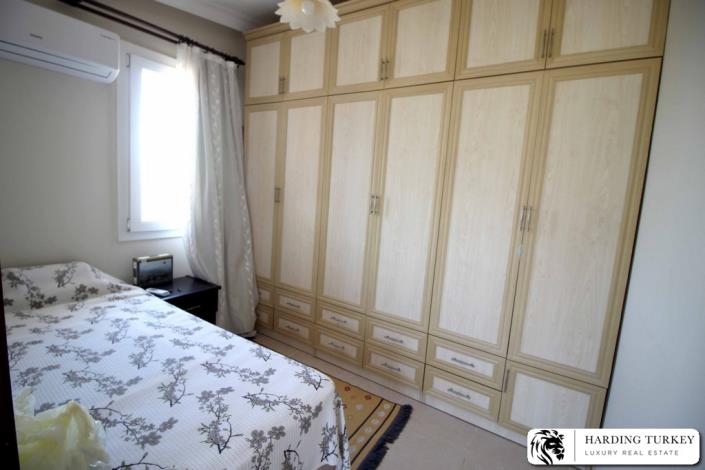 Image No.34-5 Bed Semi-Detached for sale