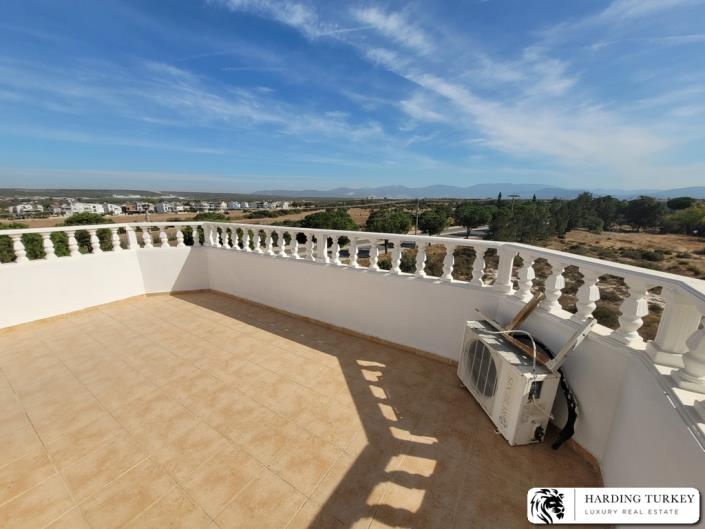 Image No.9-4 Bed Semi-Detached for sale