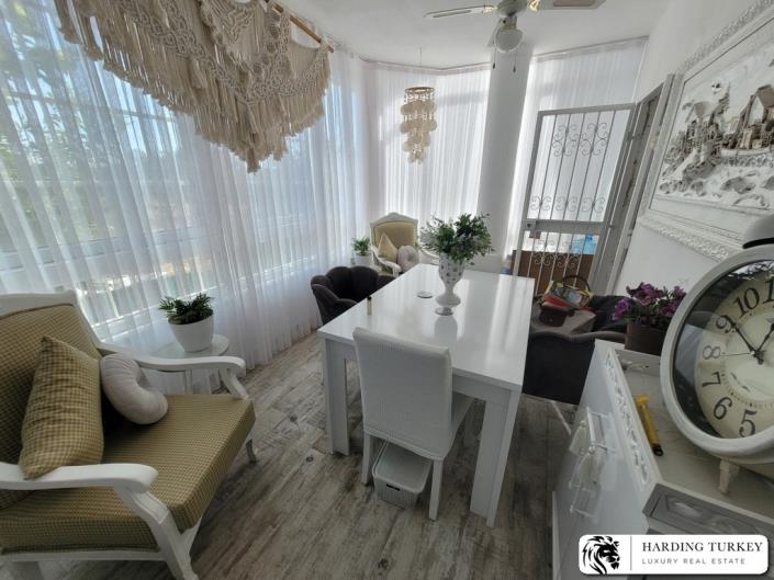 Image No.20-4 Bed Semi-Detached for sale