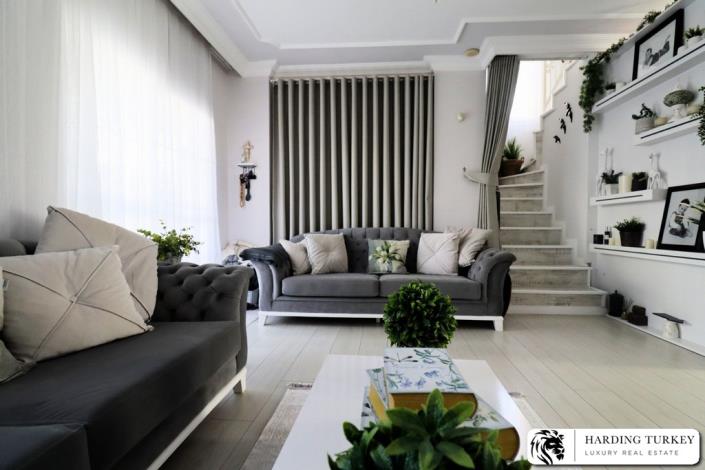 Image No.51-4 Bed Semi-Detached for sale