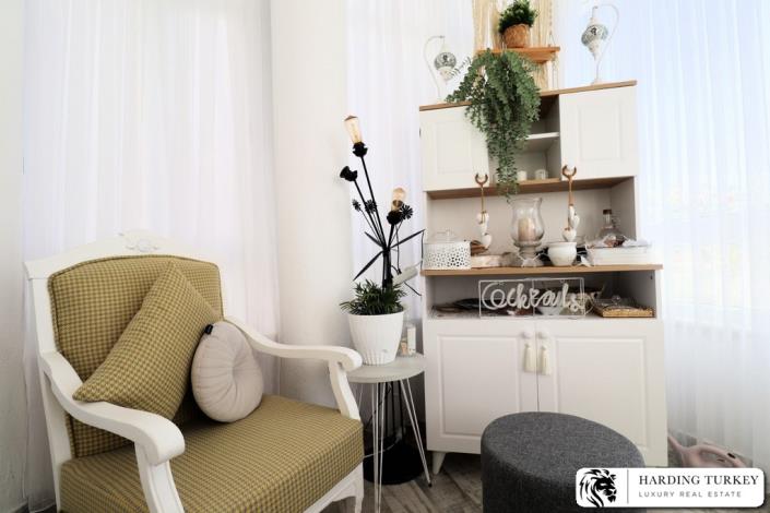 Image No.56-4 Bed Semi-Detached for sale