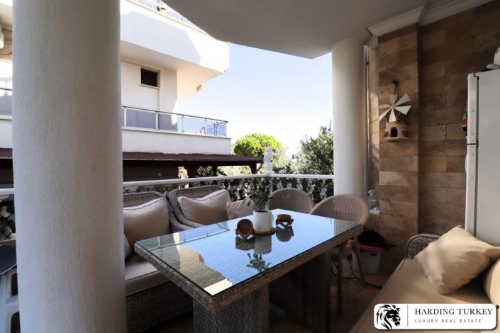 Image No.59-4 Bed Semi-Detached for sale