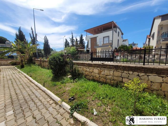 Image No.7-3 Bed Semi-Detached for sale