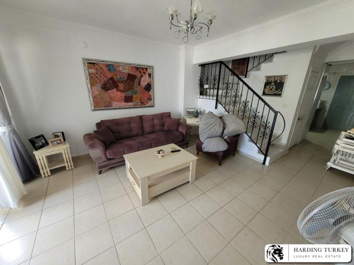 Image No.16-3 Bed Semi-Detached for sale