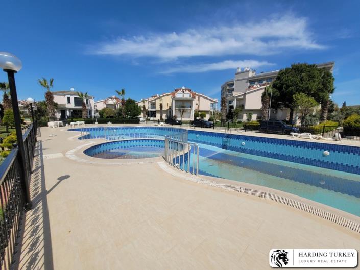 Image No.43-3 Bed Semi-Detached for sale