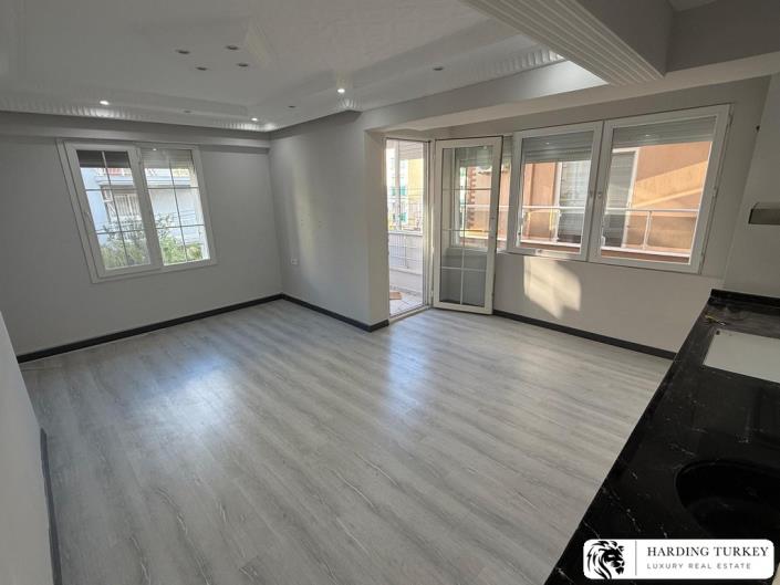 Image No.17-2 Bed Apartment for sale