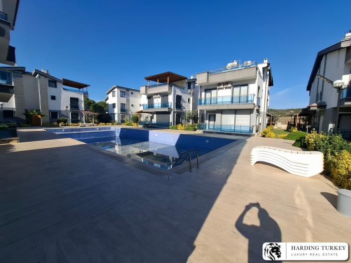 Image No.4-Jumelé de 3 chambres à vendre à Altinkum