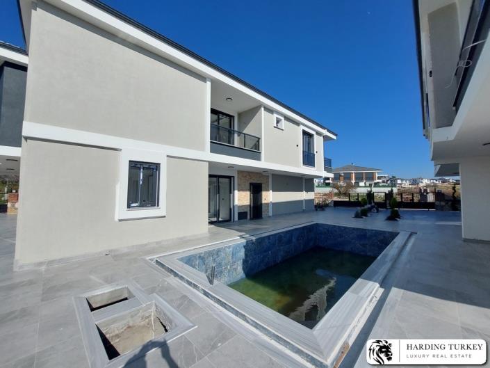 Image No.9-Jumelé de 3 chambres à vendre à Altinkum