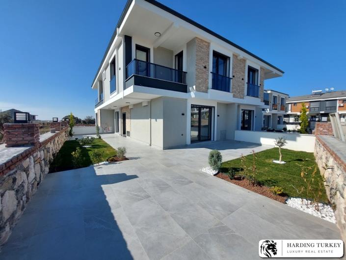 Image No.12-Jumelé de 3 chambres à vendre à Altinkum