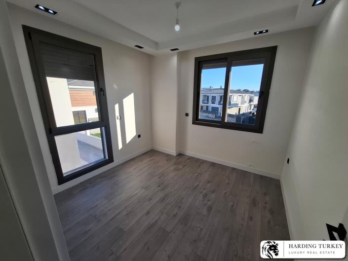 Image No.18-Jumelé de 3 chambres à vendre à Altinkum