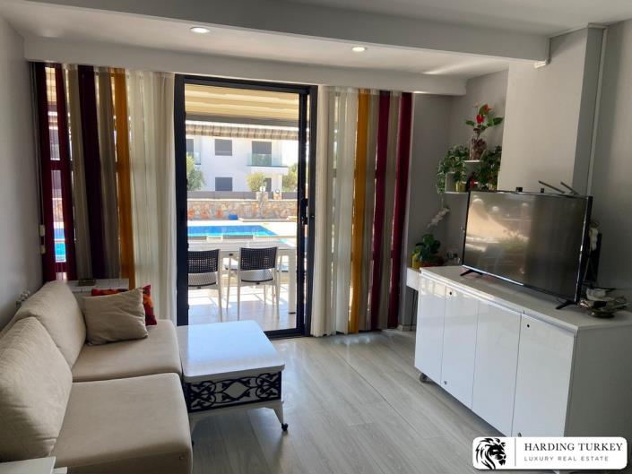 Image No.16-2 Bed Apartment for sale