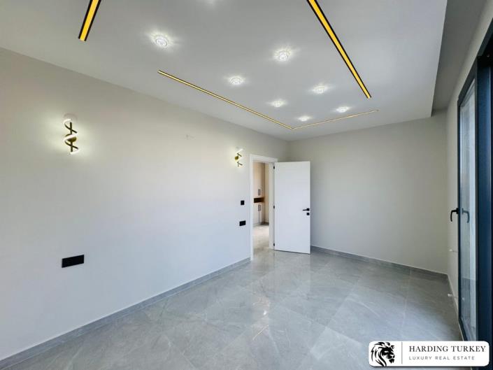 Image No.5-Jumelé de 4 chambres à vendre à Altinkum