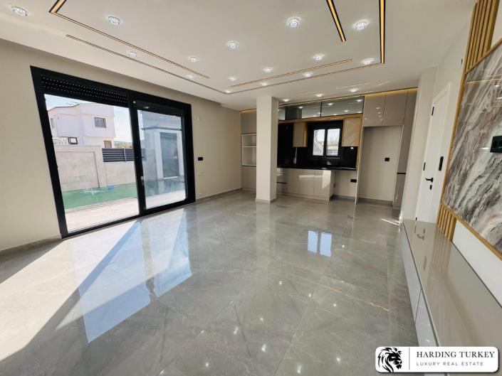 Image No.20-Jumelé de 4 chambres à vendre à Altinkum