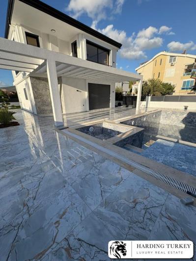 Image No.19-Villa / Détaché de 4 chambres à vendre à Akbuk